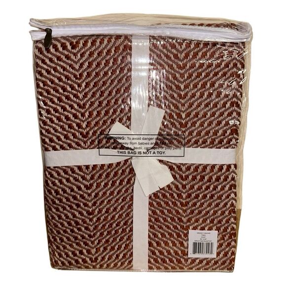 Loloi X Ed Ellen Degeneres $109 woven throw blanket in rust 50x60 NEW - Picture 3 of 5